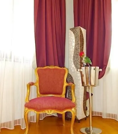 Kalos Relais Couette-café *